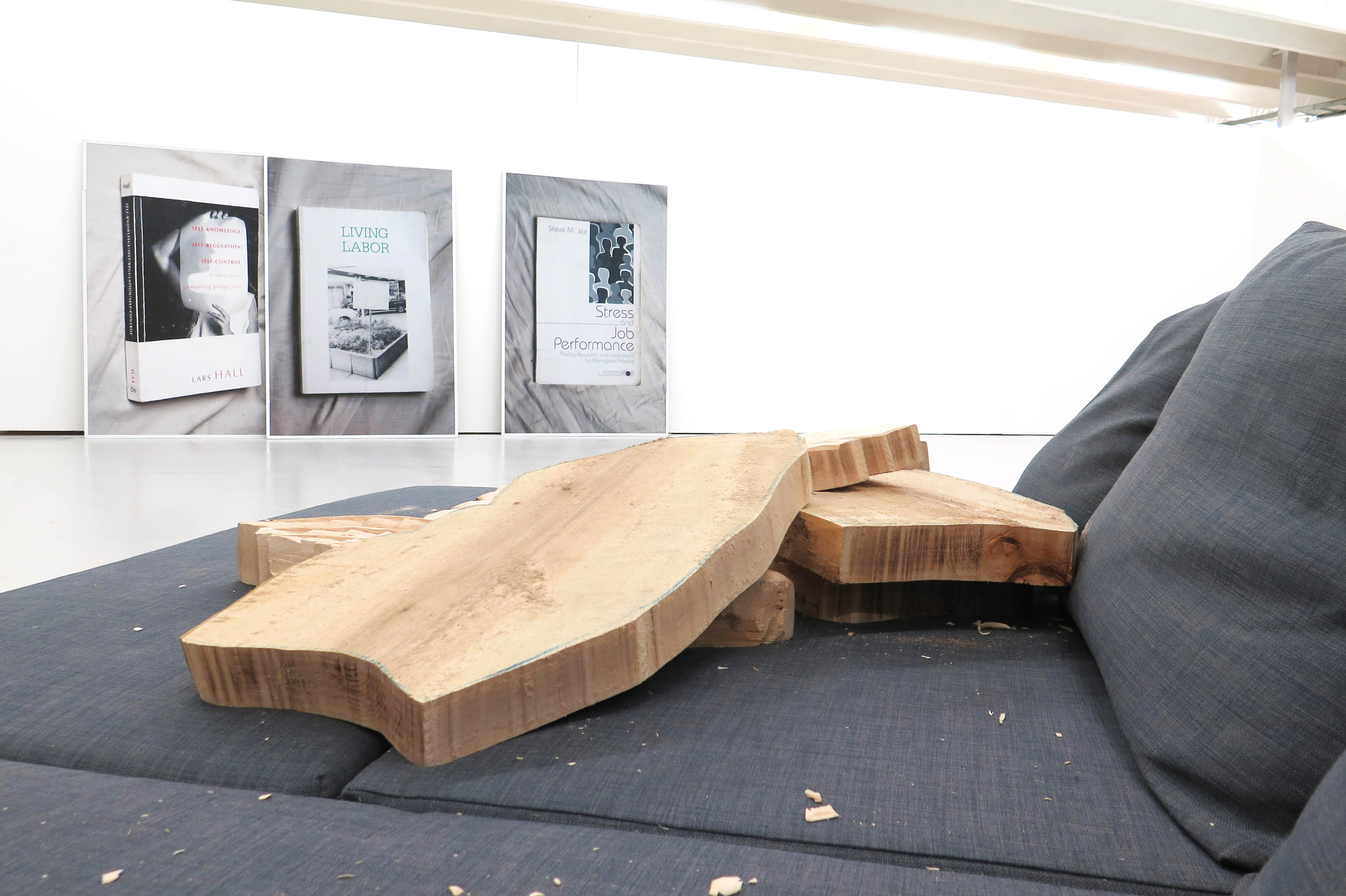 passiveagressive_installationview